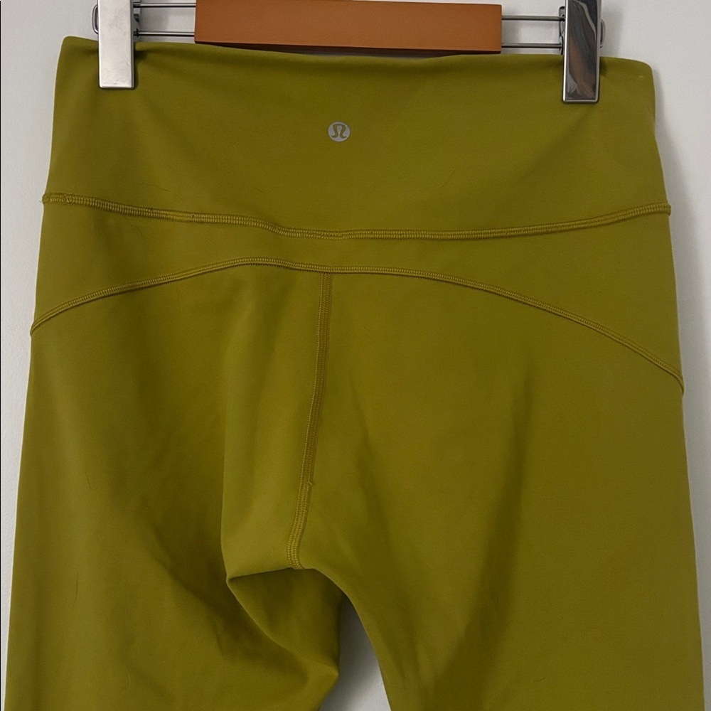 Lululemon In Movement Tight 25" - Picture 6 of 8
